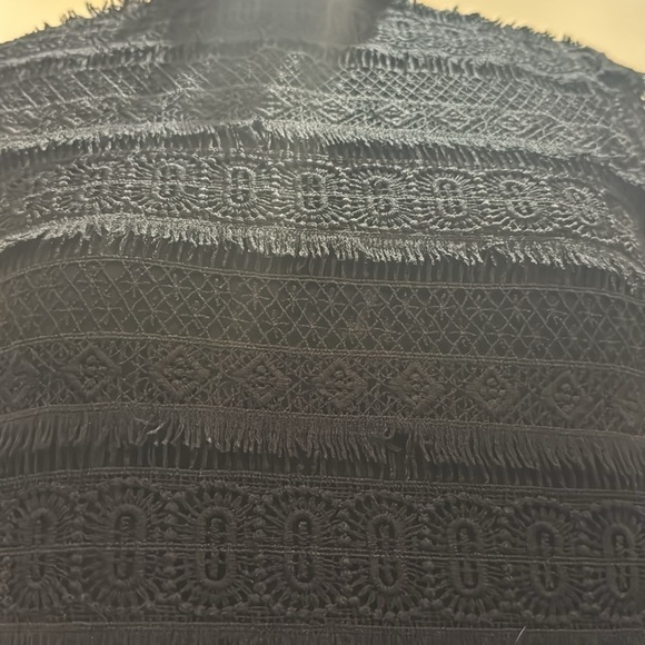 NWOT lace detail top - Picture 3 of 6